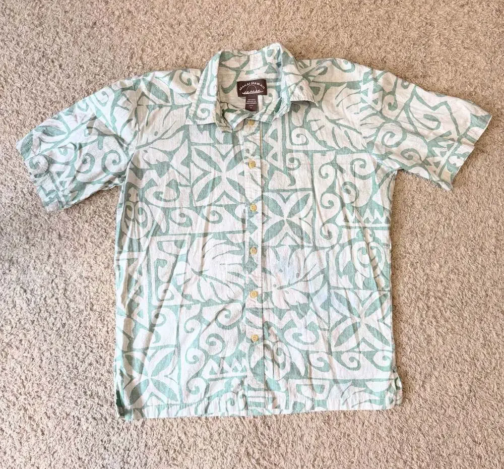 Makai Hawaii Men's Short Sleeve Cotton Hawaiian Shirt - Green and White Geometri
